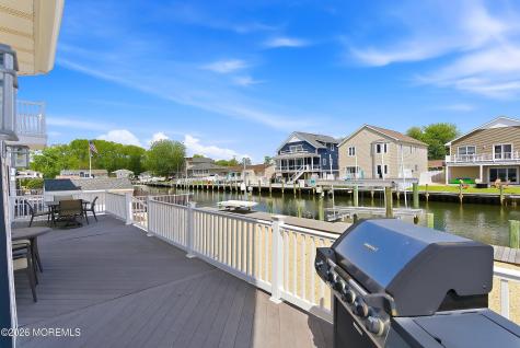 17 Lagoon Drive W Toms River NJ 08753