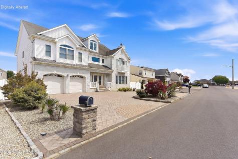 17 Lagoon Drive W Toms River NJ 08753