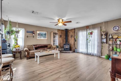 619 Clairmore Avenue Lanoka Harbor NJ 08734