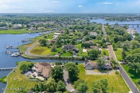 68 Gooseneck Point Road Oceanport NJ 07757