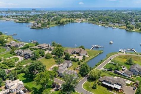 68 Gooseneck Point Road Oceanport NJ 07757