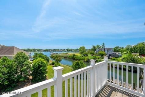 68 Gooseneck Point Road Oceanport NJ 07757