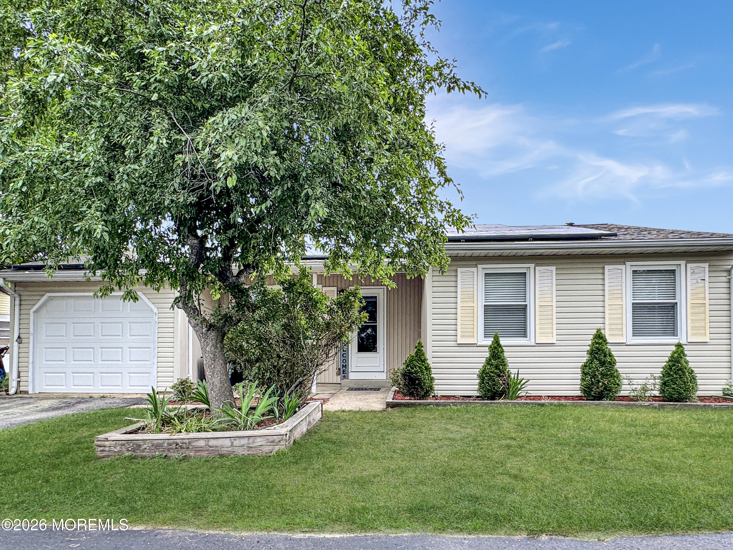 48 Westport Drive Whiting NJ 08759