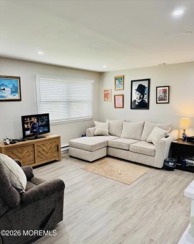 48 Westport Drive Whiting NJ 08759