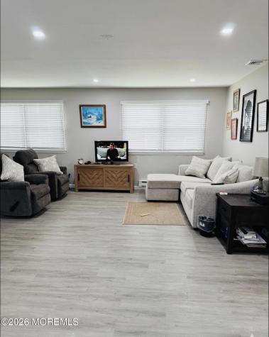 48 Westport Drive Whiting NJ 08759