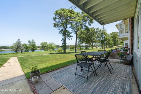 39 Cambridge Court Lakewood NJ 08701