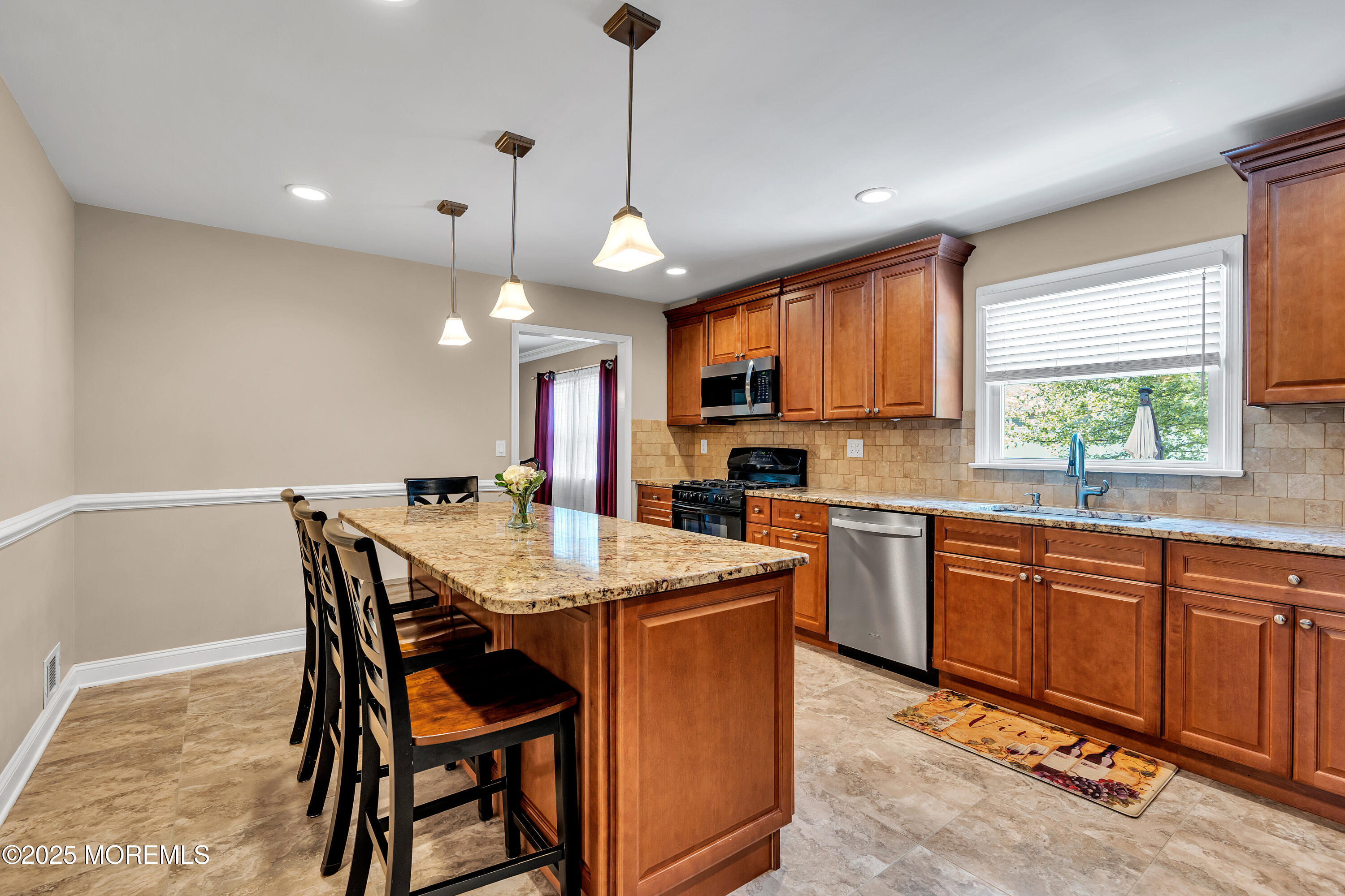17 Acorn Drive Middletown NJ 07748