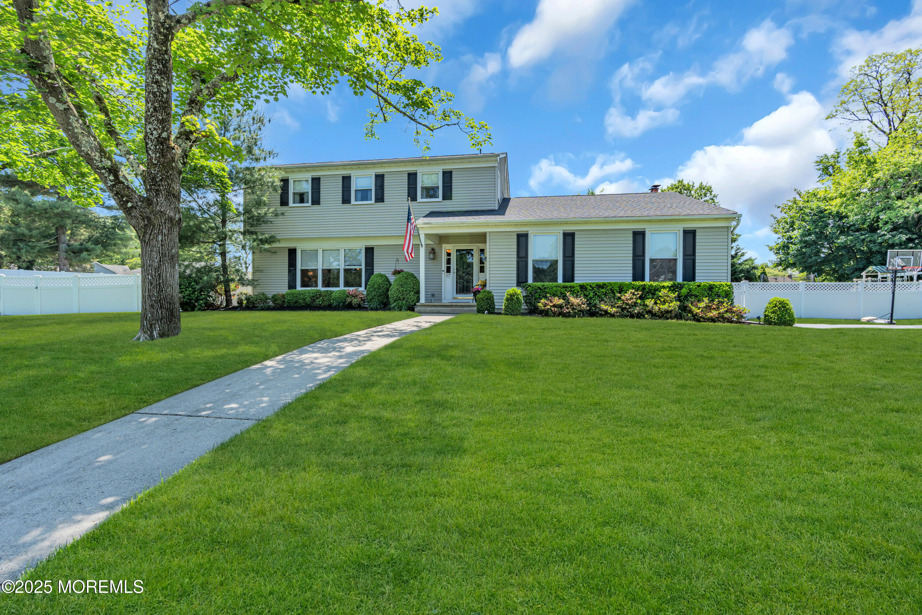 17 Acorn Drive Middletown NJ 07748
