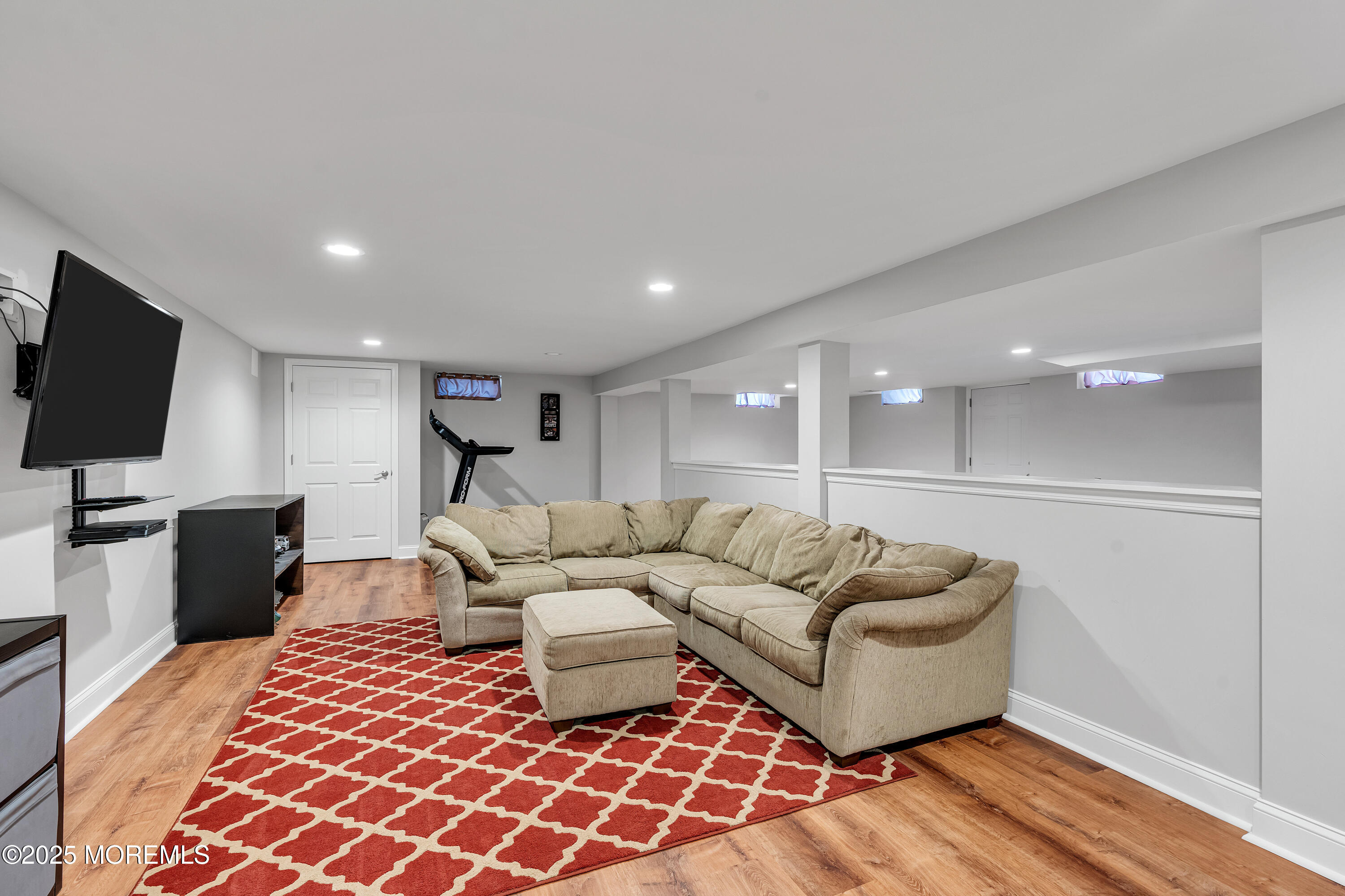 17 Acorn Drive Middletown NJ 07748