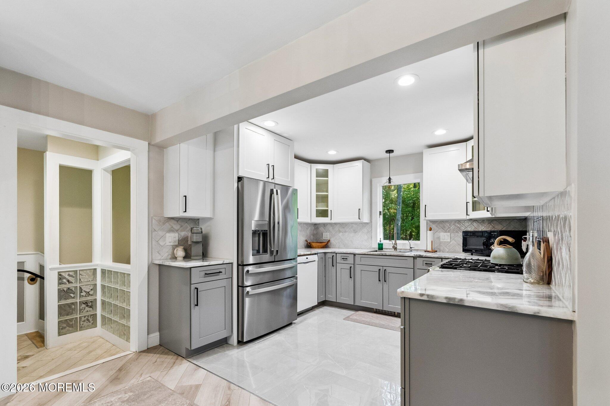 6 Rues Road Cream Ridge NJ 08514