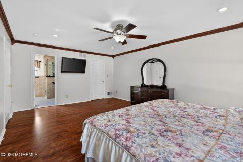 5 Dan Court Old Bridge NJ 08857