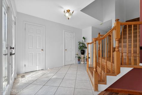 5 Dan Court Old Bridge NJ 08857