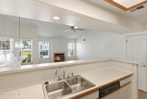 1188B Thornbury Lane Manchester NJ 08759