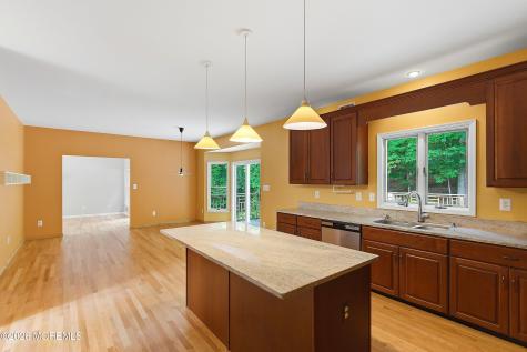 5 Ivy Court Millstone NJ 08535