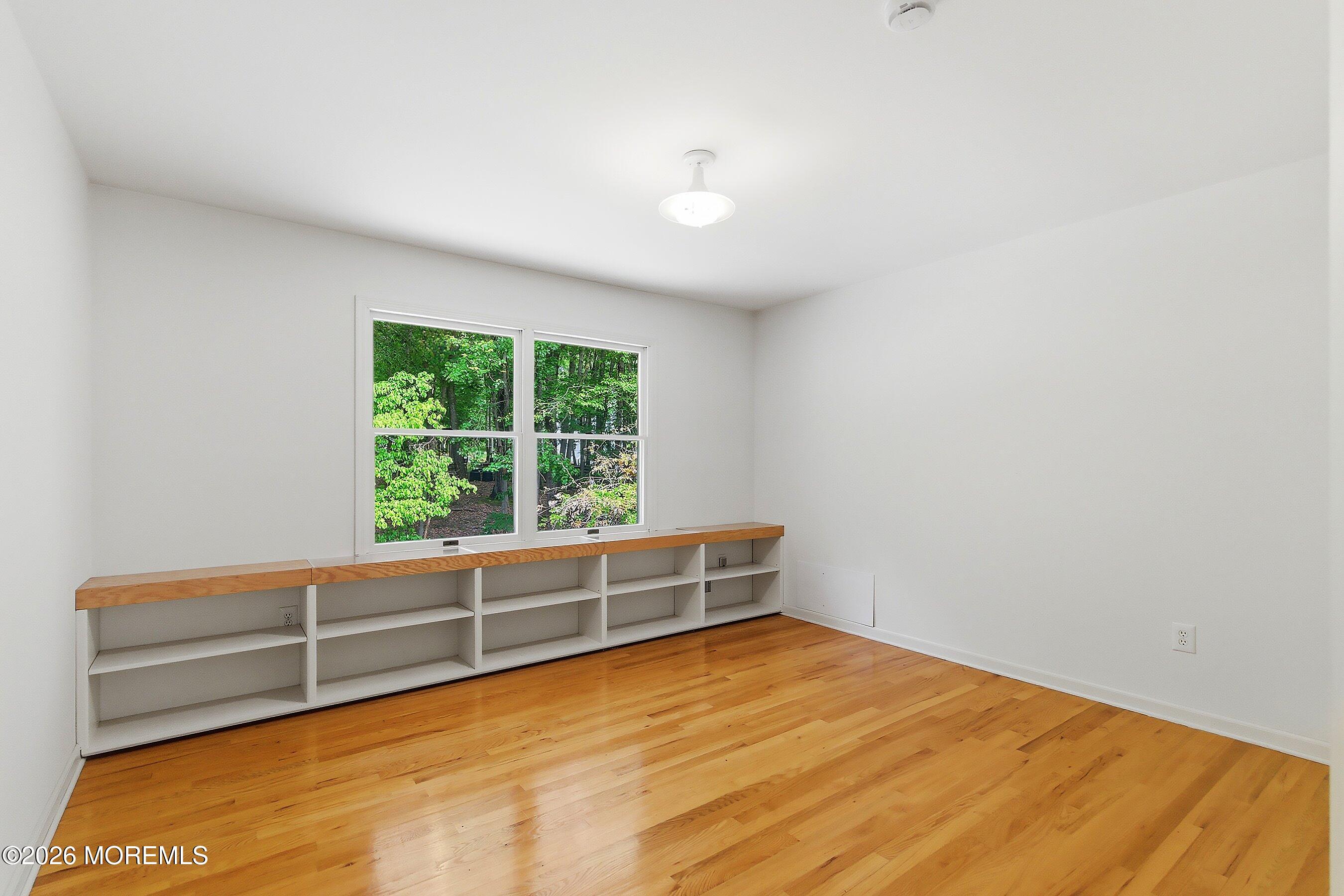 5 Ivy Court Millstone NJ 08535