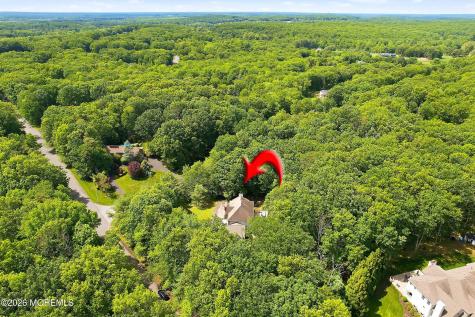 5 Ivy Court Millstone NJ 08535