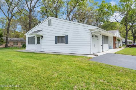 10 Nevada Drive Whiting NJ 08759