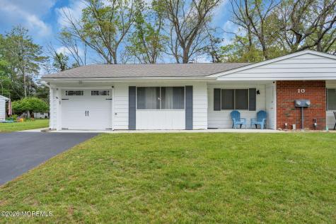 10 Nevada Drive Whiting NJ 08759