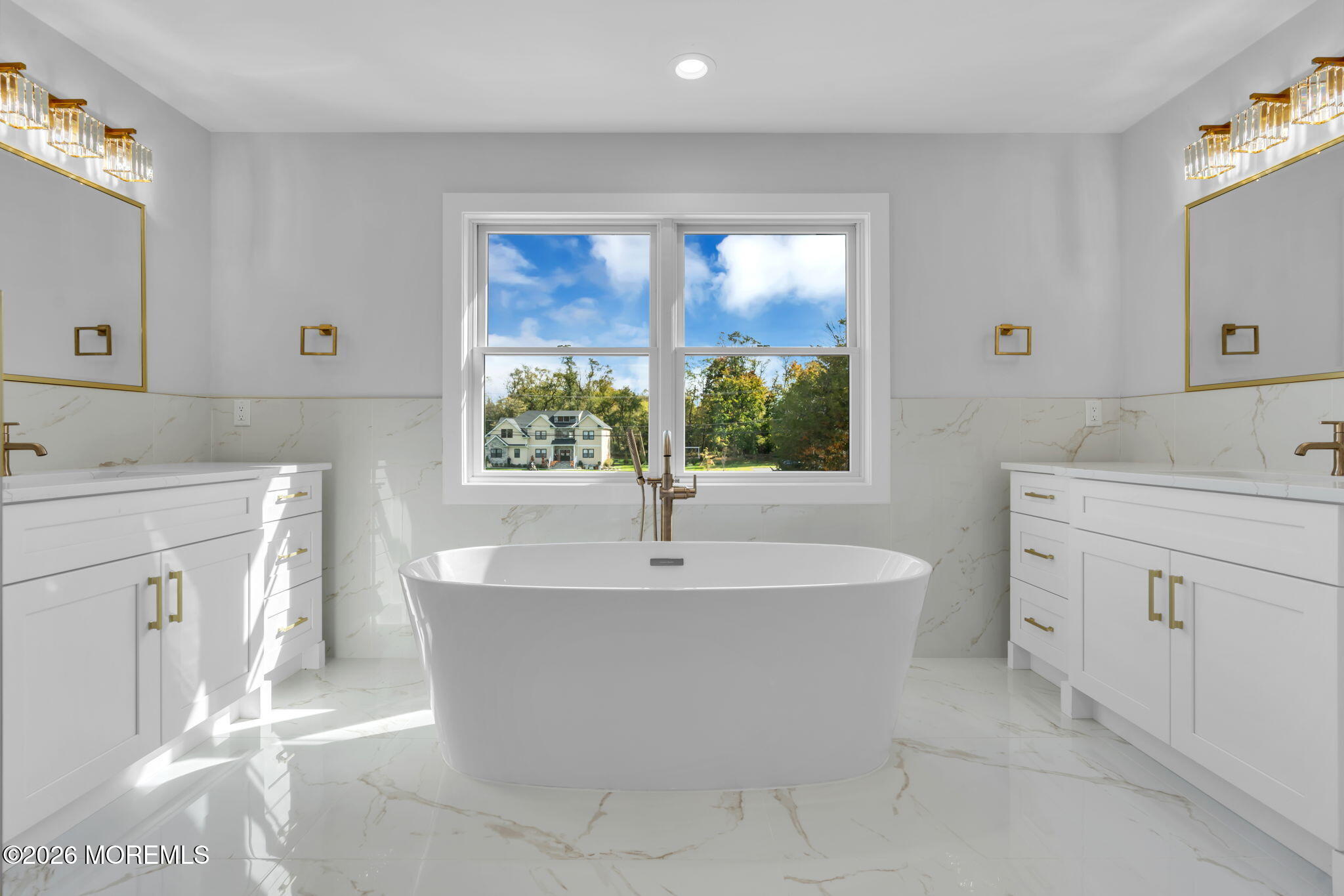 154-A Sweetmans Lane Manalapan NJ 07726