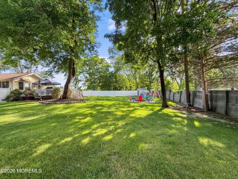 6 Aaron Avenue Howell NJ 07731
