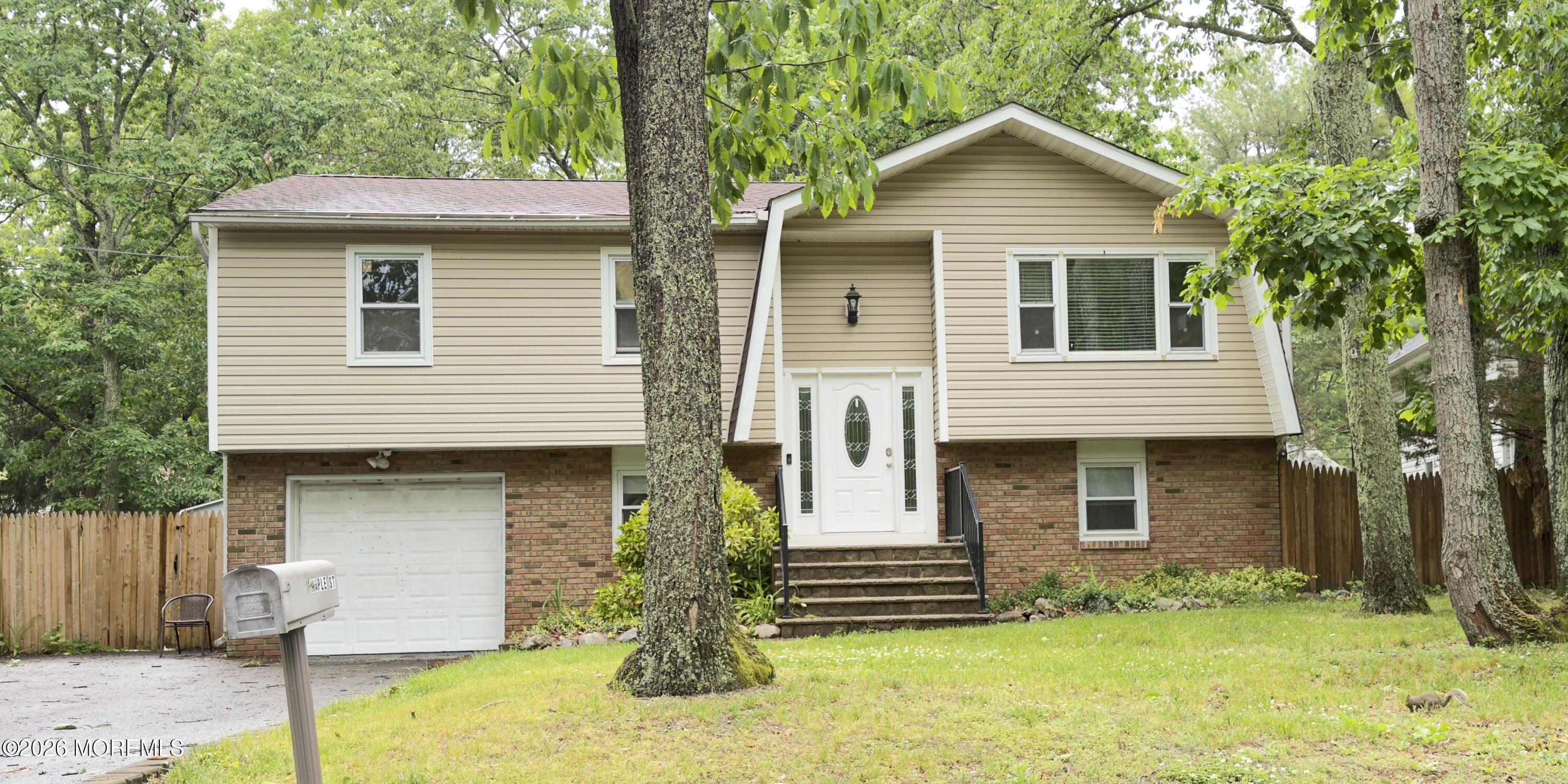 11 Maple Street Jackson NJ 08527