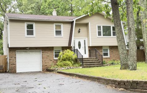 11 Maple Street Jackson NJ 08527