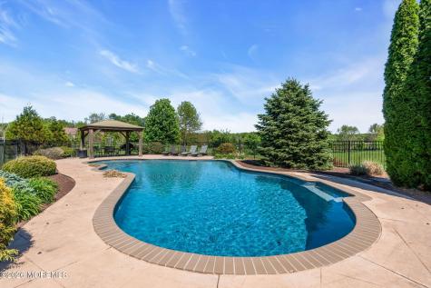 42 Ridgeview Way Allentown NJ 08501