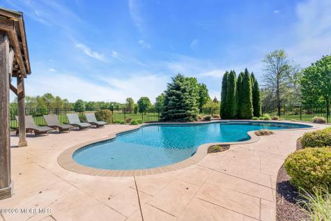 42 Ridgeview Way Allentown NJ 08501