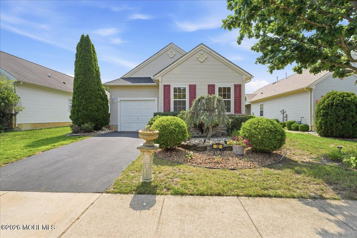 32 Gabriella Circle Manchester NJ 08759