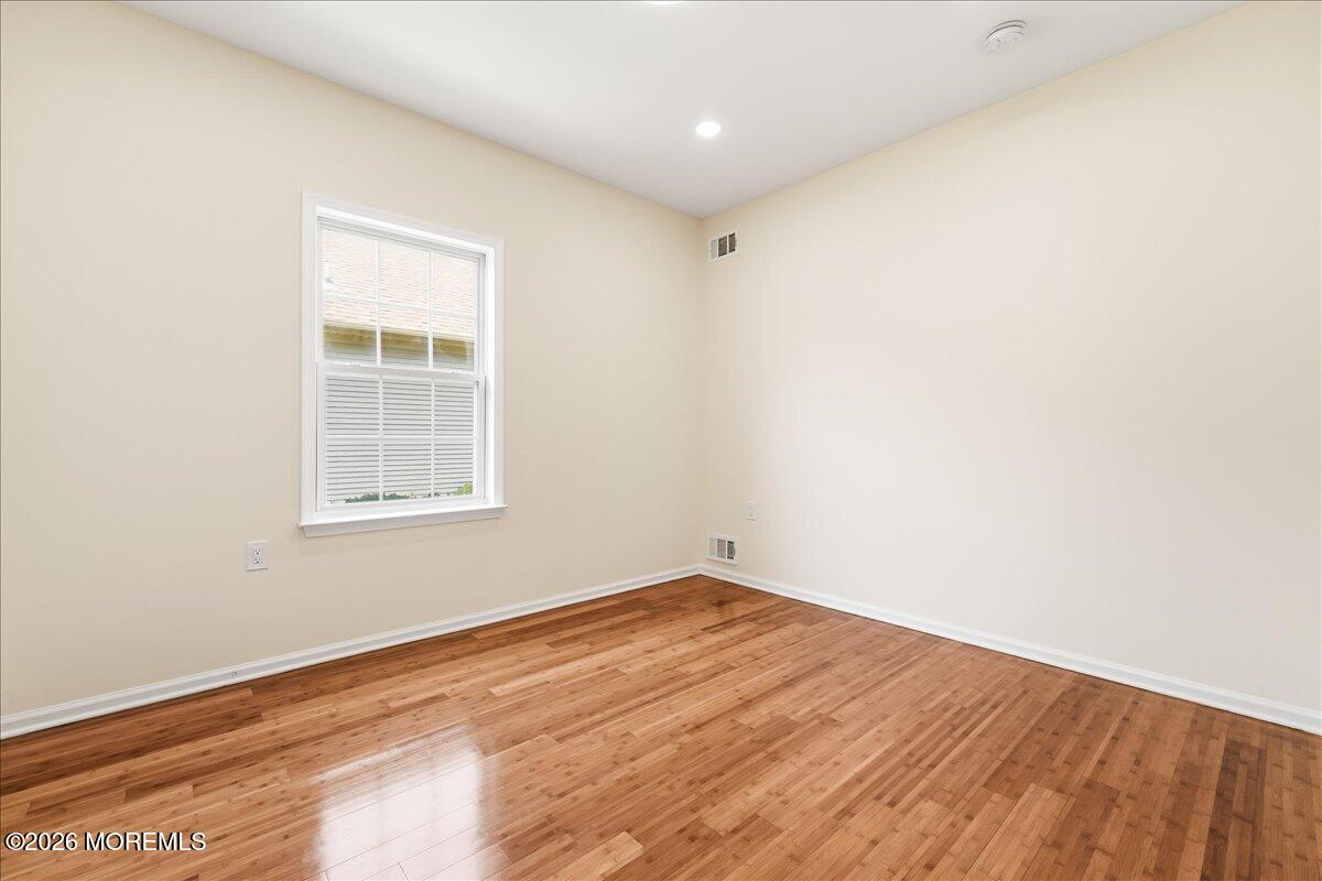 32 Gabriella Circle Manchester NJ 08759