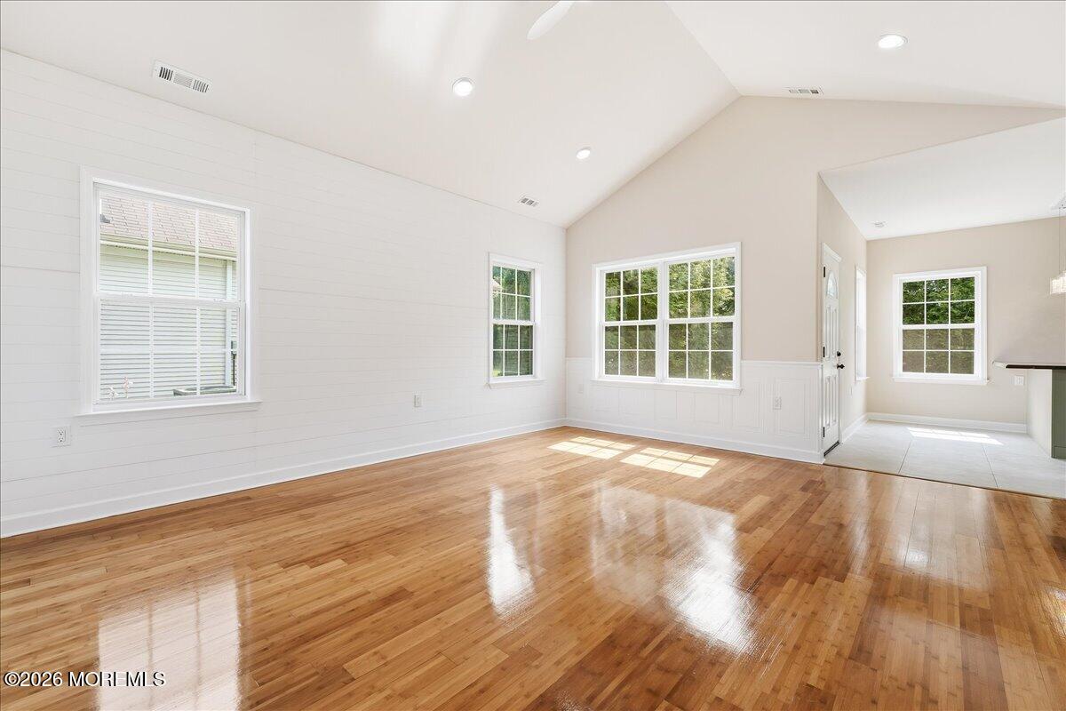 32 Gabriella Circle Manchester NJ 08759