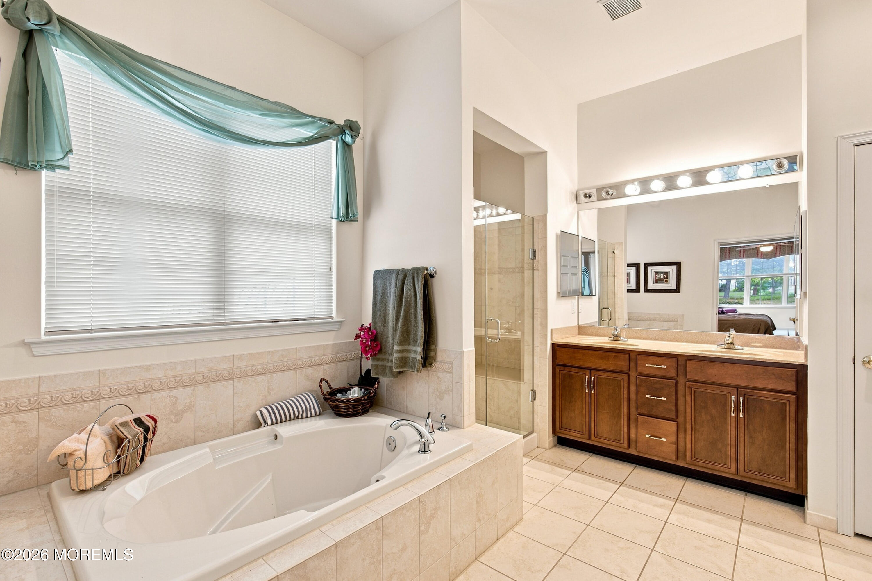 16 Bay Hill Road Jackson NJ 08527