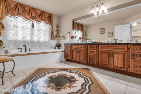 60 Yellow Meetinghouse Road Cream Ridge NJ 08514
