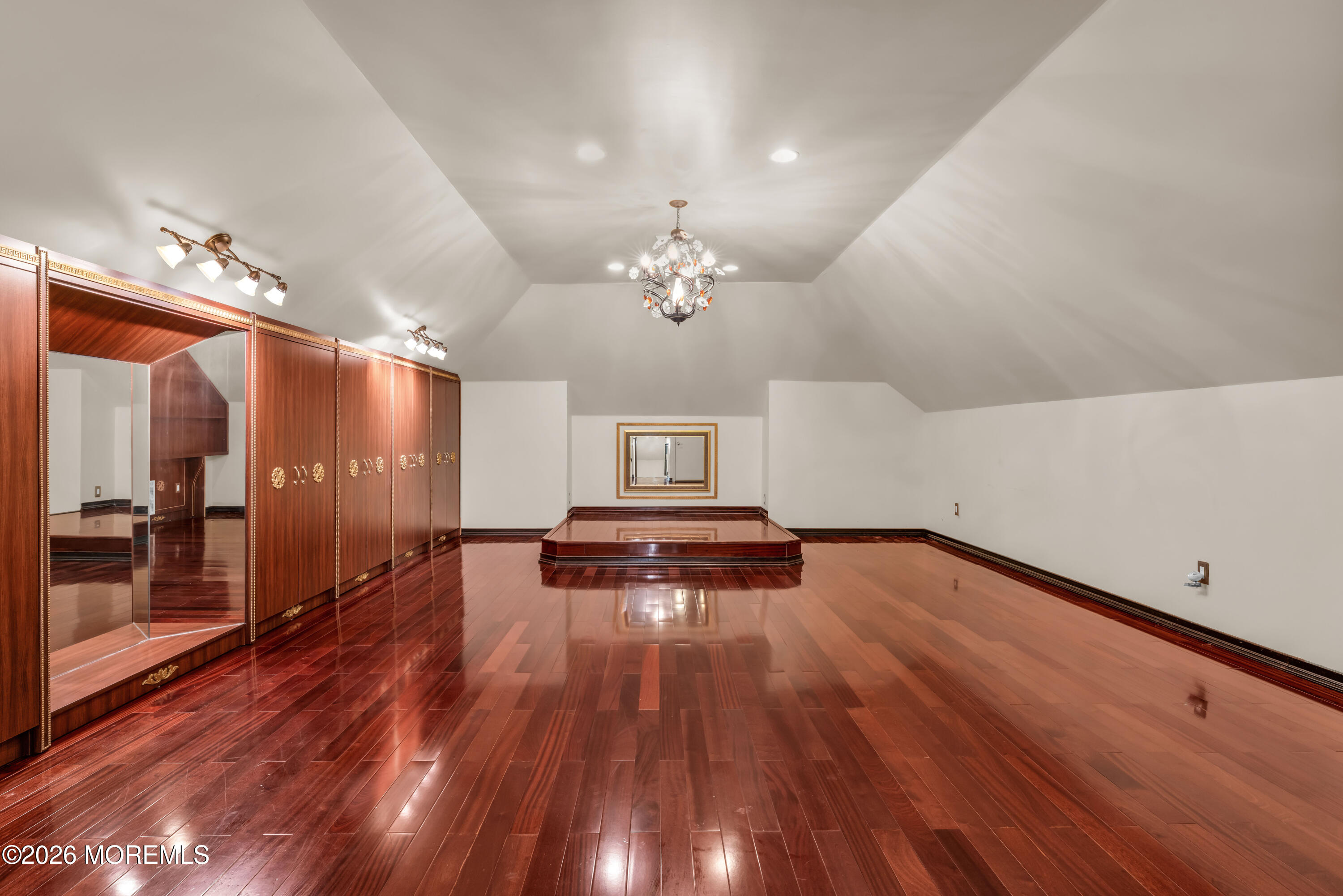 60 Yellow Meetinghouse Road Cream Ridge NJ 08514