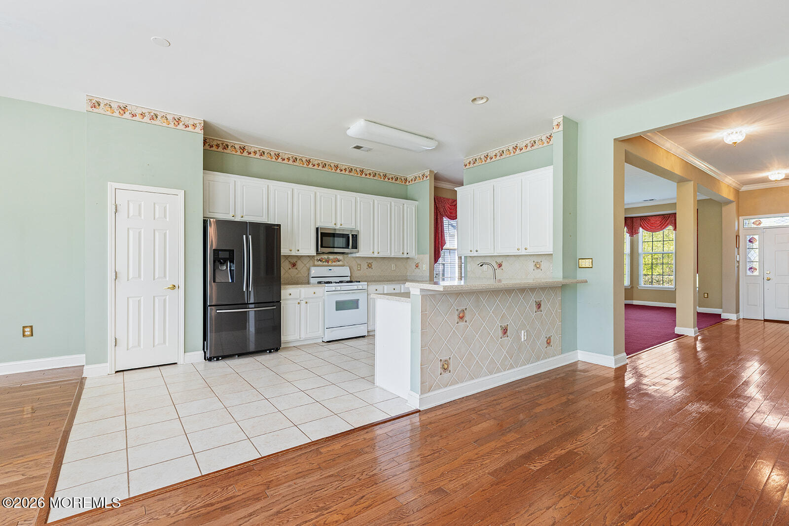 14 Williamsburg Court Allentown NJ 08501