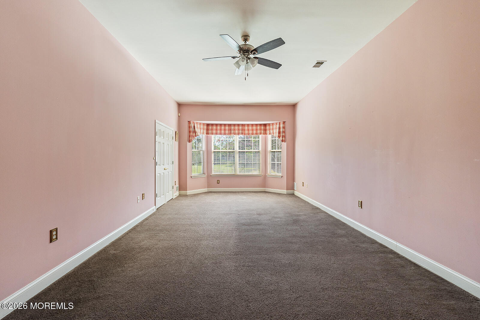14 Williamsburg Court Allentown NJ 08501