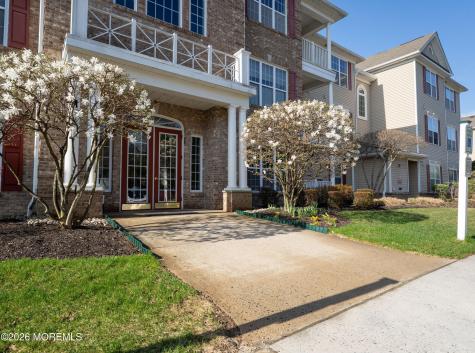 422 Sophee Lane Lakewood NJ 08701