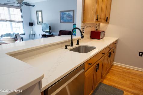 422 Sophee Lane Lakewood NJ 08701