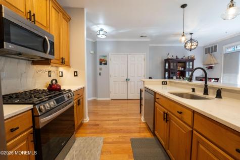 422 Sophee Lane Lakewood NJ 08701