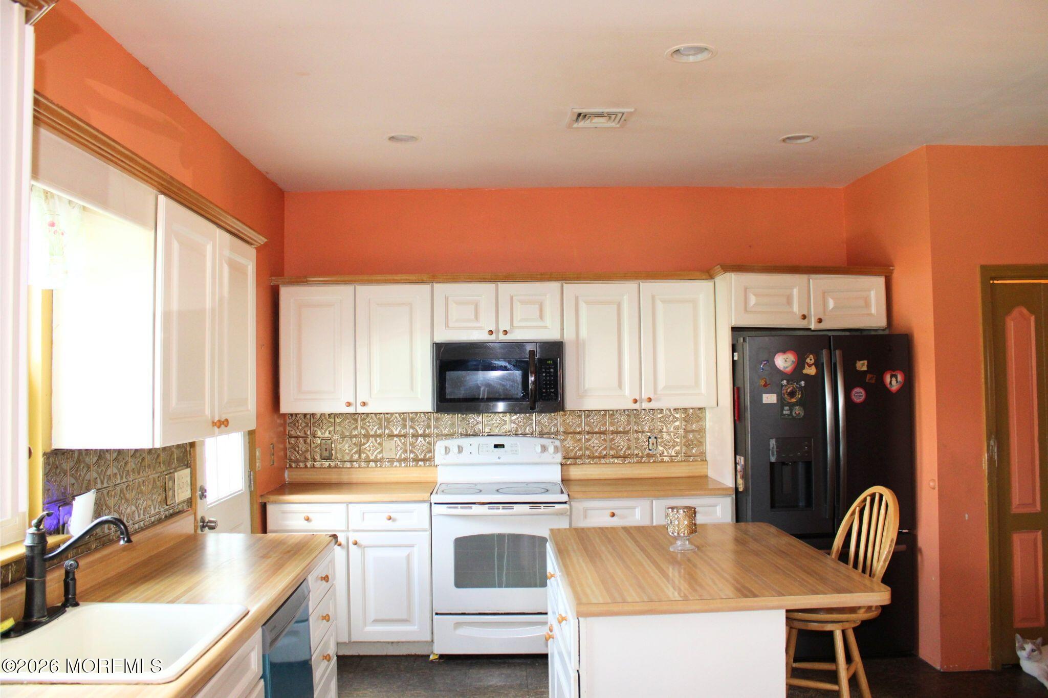 38 Oak Street Keyport NJ 07735