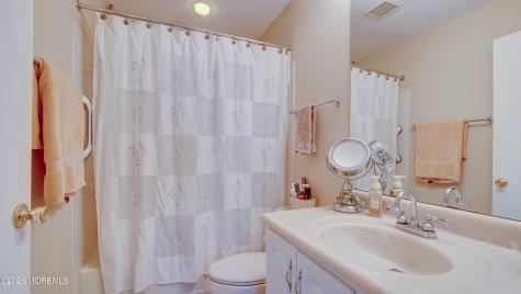 1450 Ottawa Court Toms River NJ 08753