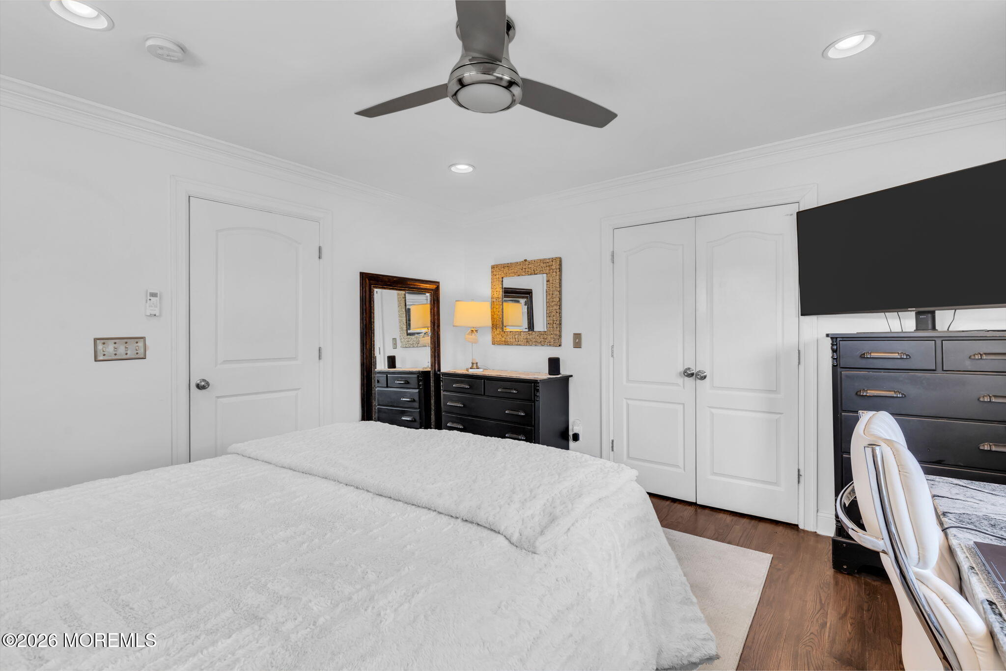 24 Taylor Avenue North Middletown NJ 07748