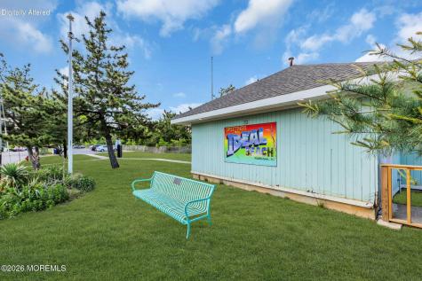 24 Taylor Avenue North Middletown NJ 07748