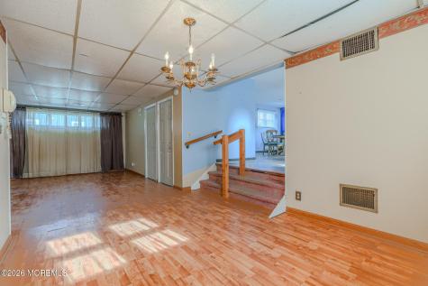 9 Hurley Street Keyport NJ 07735