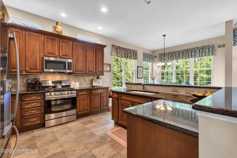 36 Muirfield Road Jackson NJ 08527