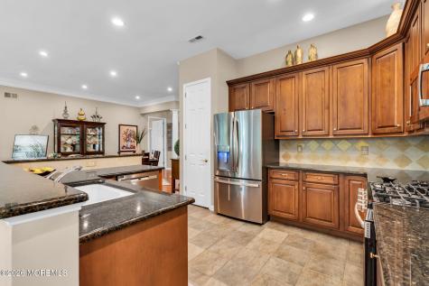 36 Muirfield Road Jackson NJ 08527