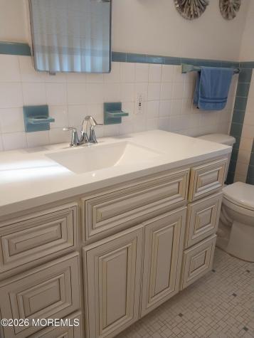 511 Clinton Avenue Toms River NJ 08753