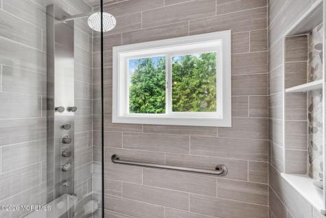 85 Valley Avenue Highlands NJ 07732