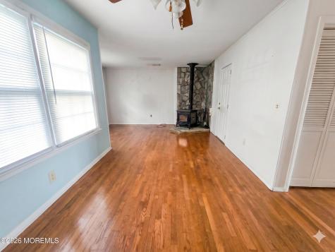 300 Pennington Court Toms River NJ 08753