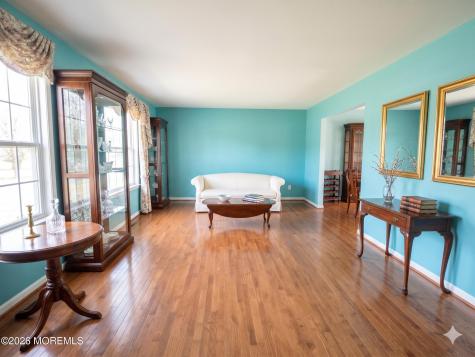 300 Pennington Court Toms River NJ 08753